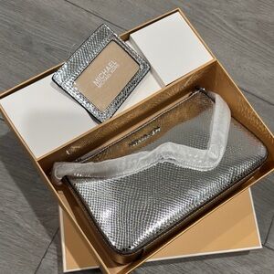 Michael Kors Silver Snakeskin Wallet and Card Holder Set